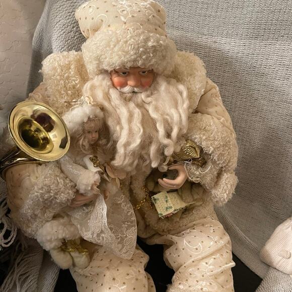 Decorative Santa Claus ivory suit porcelain hands decorative sitting Christmas - Picture 15 of 15